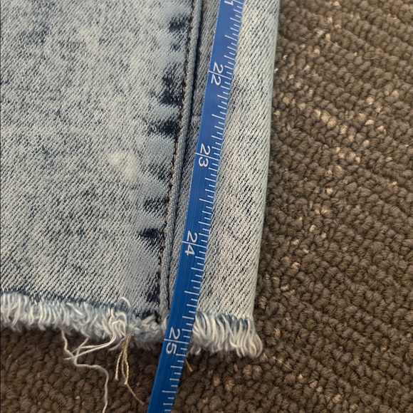 Distressed Blue Denim Jeans - Picture 12 of 13